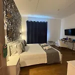 Yoyo House Luxury ベッド・アンド・ブレックファスト ナポリ