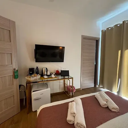 Yoyo House Luxury Неаполь