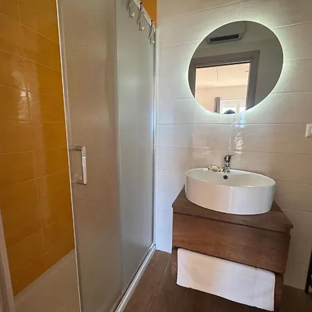 Yoyo House Luxury Отель типа 
