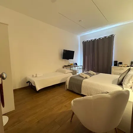 Yoyo House Luxury Отель типа 