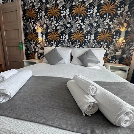 Yoyo House Luxury Отель типа 