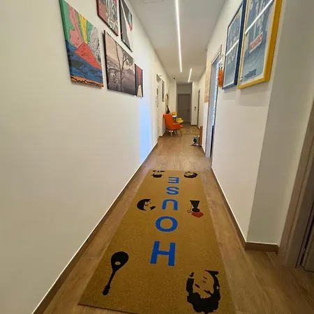 Yoyo House Luxury Отель типа 