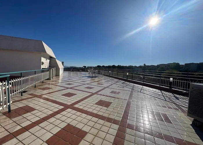 Yoyo House Luxury Bed and breakfast 4*