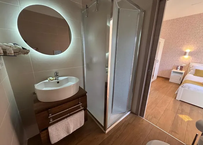 Yoyo House Luxury 4*