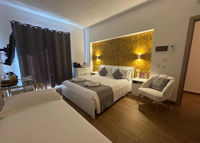 Yoyo House Luxury Bed and breakfast 4*